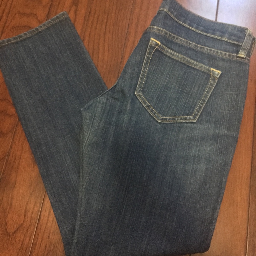 Old navy blue denim diva jeans